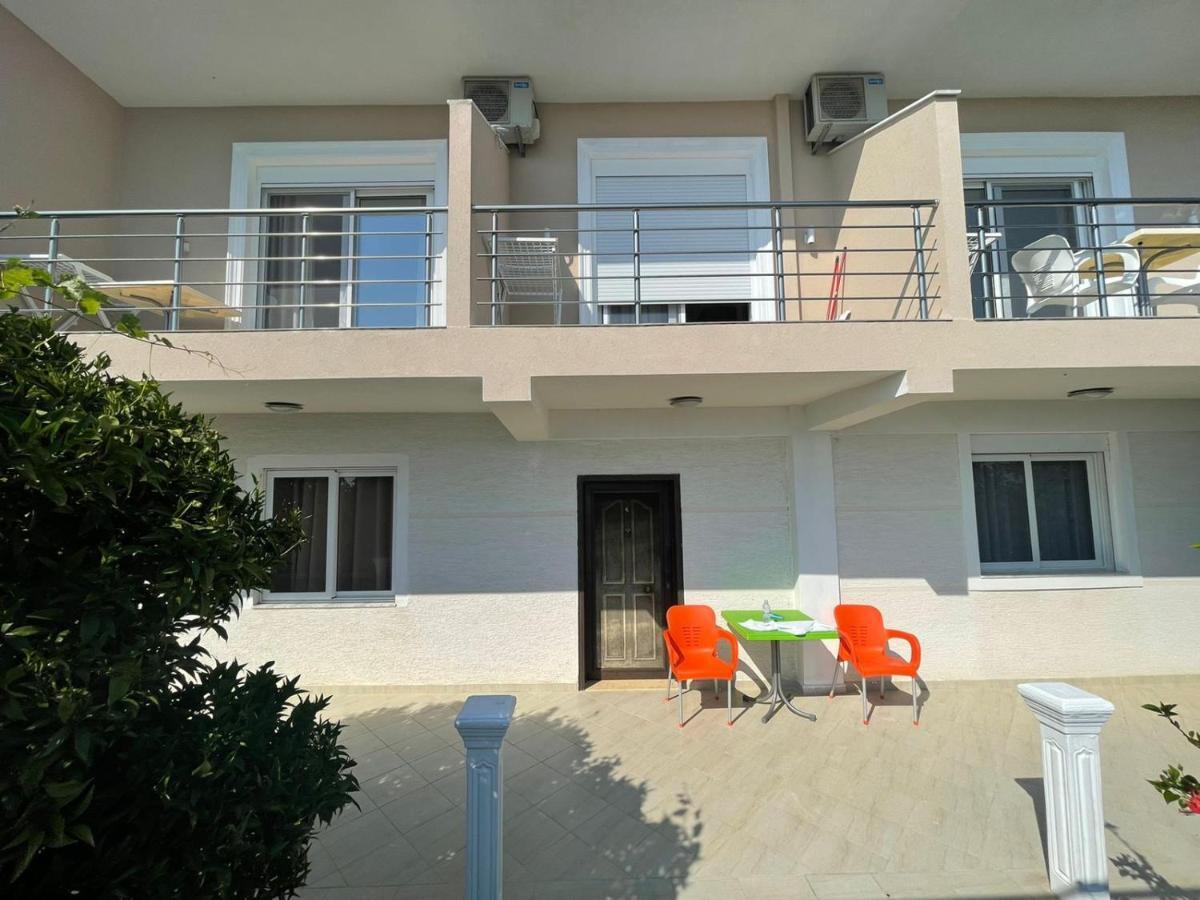 Villa Eden Breeze Sarande Bagian luar foto